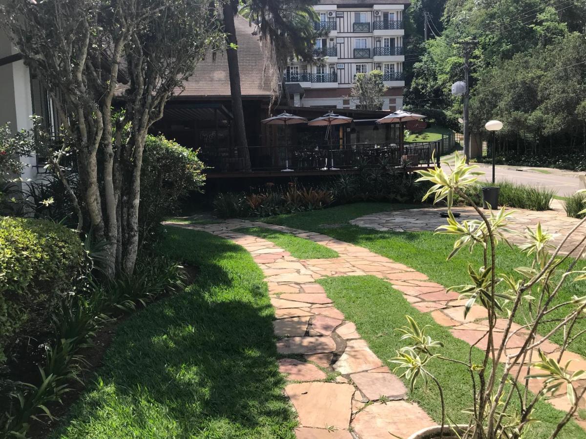 Tugurio Serrano Petrópolis Exterior foto
