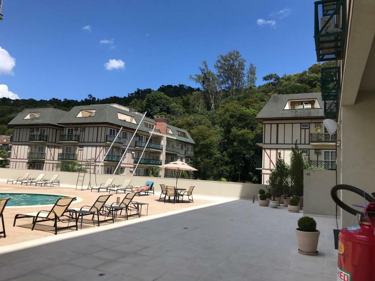 Tugurio Serrano Petrópolis Exterior foto
